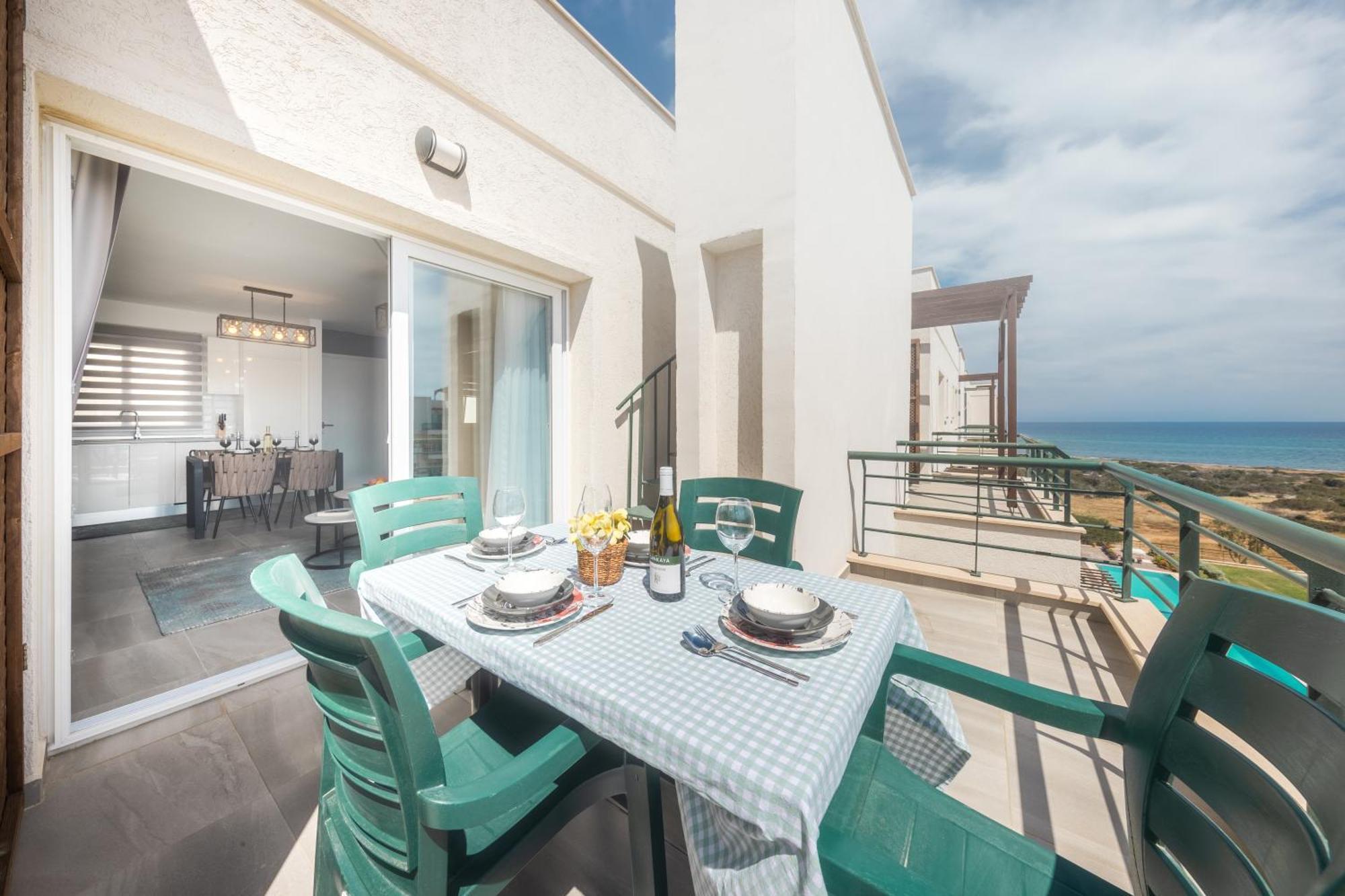 Thalassa Beach Family & Waterpark Resort Vokolidha Zimmer foto